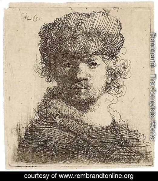 Rembrandt - Self-Portrait in a heavy Fur Cap Bust